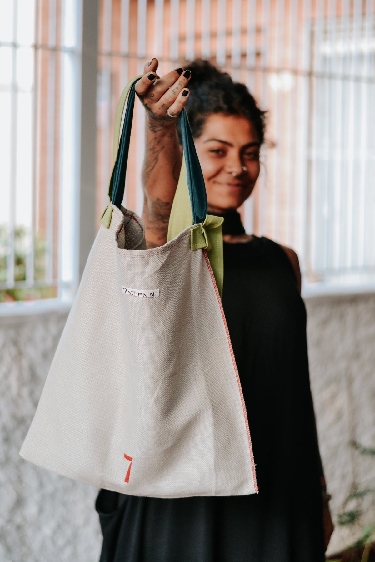 Tote bag transversal cobra-aranha