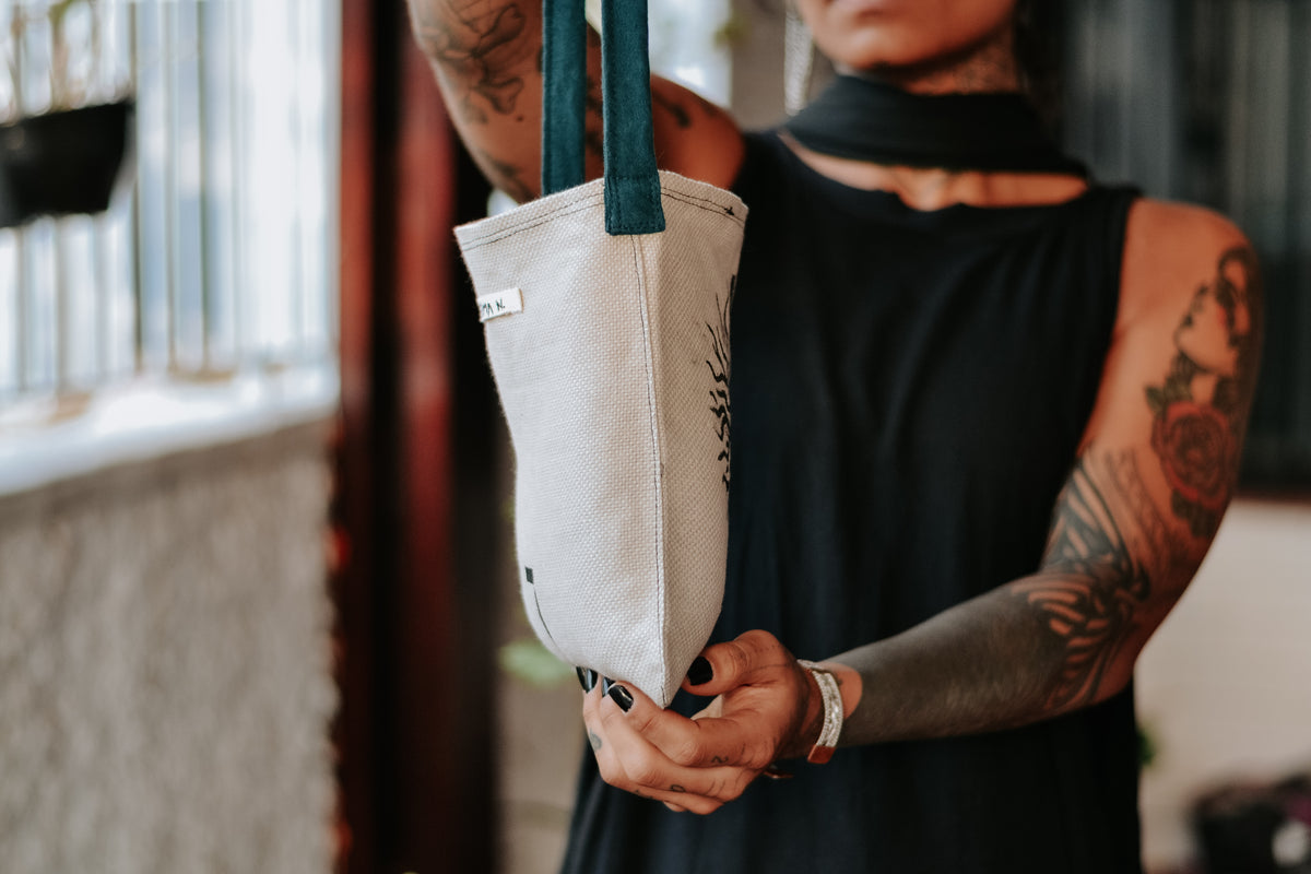 Bolsa cobra-raiz preto